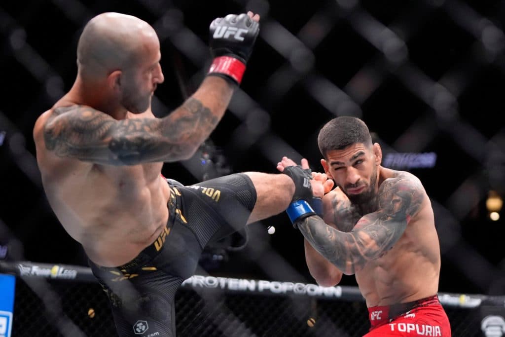 Najavljene borbe za UFC 308, boriće se i Rakić! Pogledajte sve najavljene mečeve i kvote za klađenje!