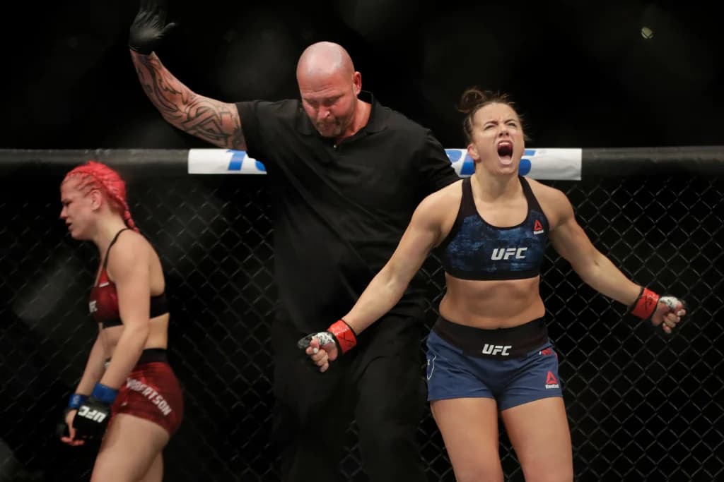 UFC Fight Night: Erin Blenčfild - Mejsi Barber